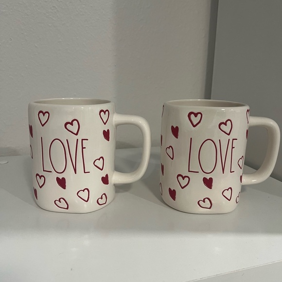 ❤️CUTE. Rae Dunn Valentin MUG. - Picture 6 of 16